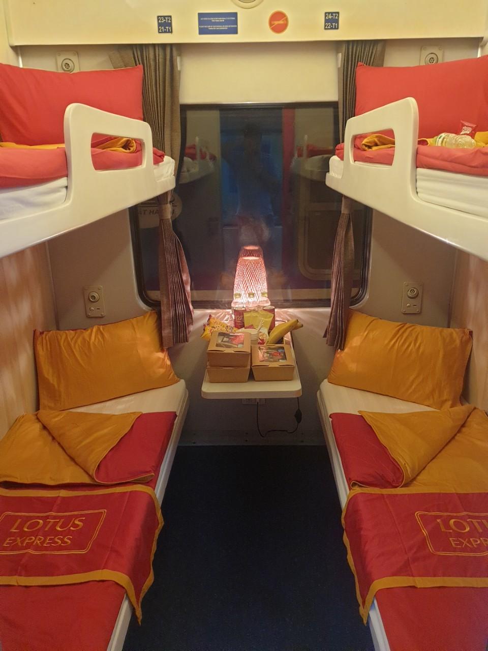 Dong Hoi - Ninh Binh on Lotus Train SE20 (23h50 – 09h10) available from 03 March 2023 (Deluxe 4 Berths Cabin, One Way)
